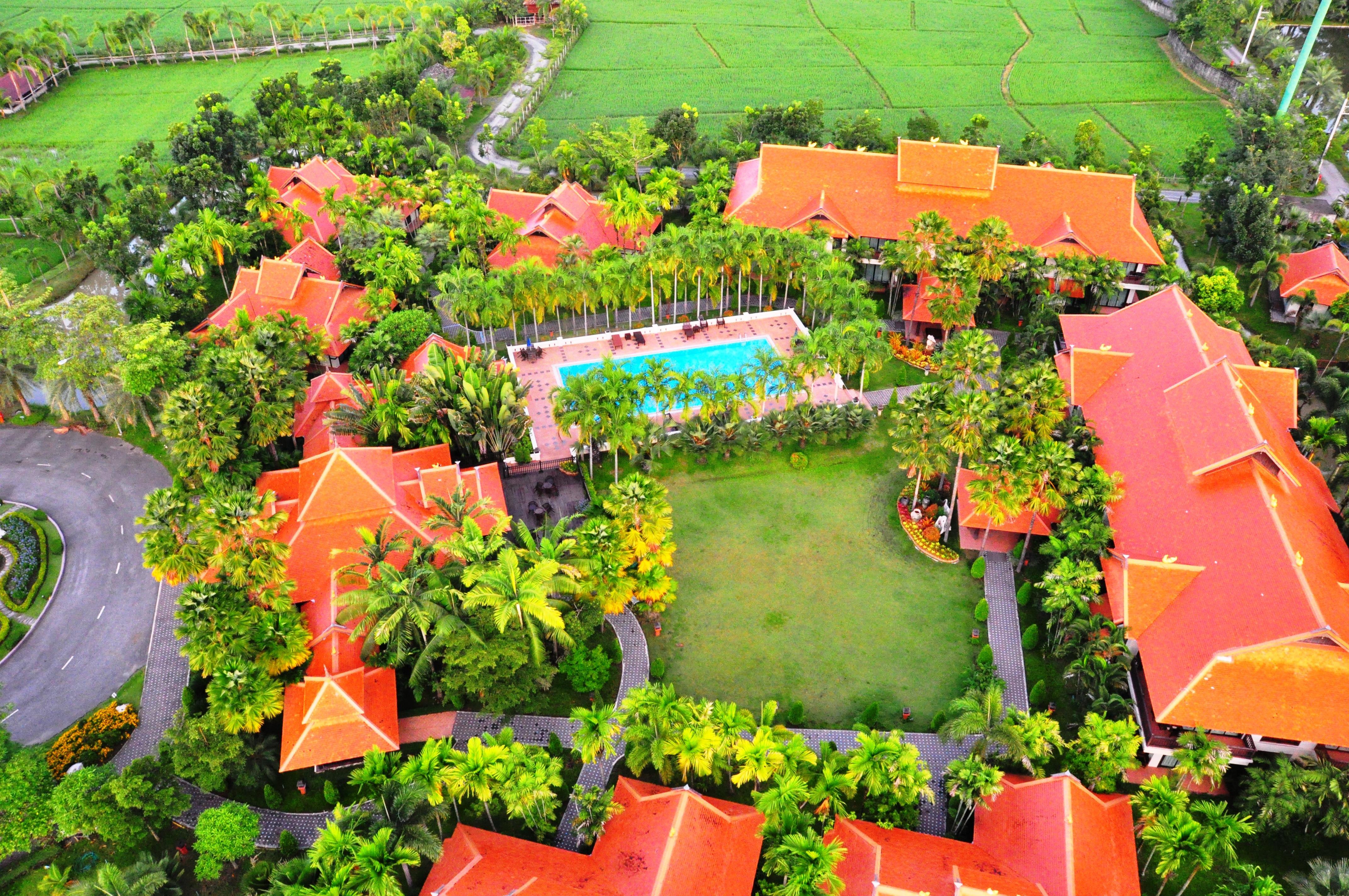 Horizon Village & Resort Doi Saket Exterior photo
